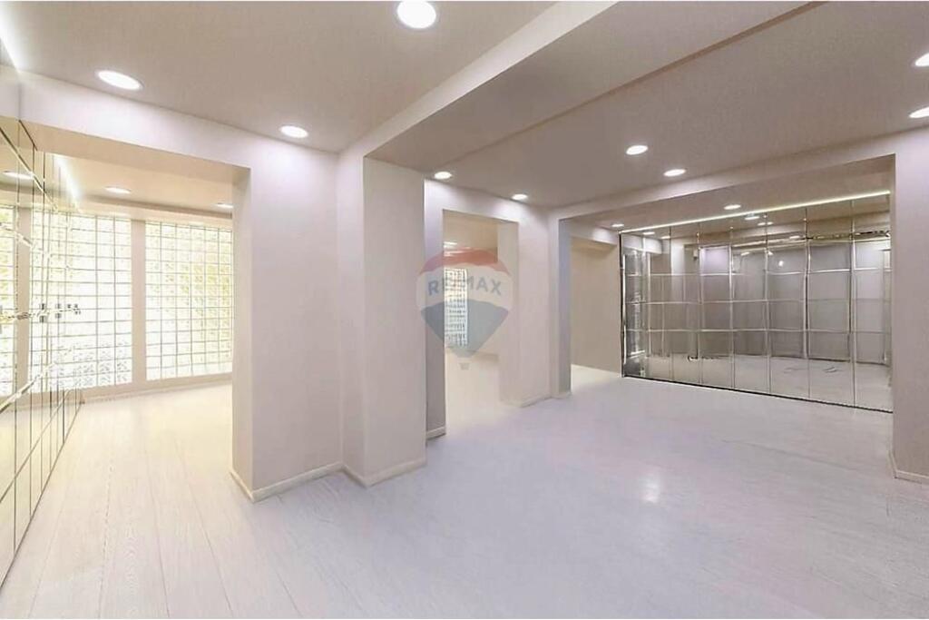 Ufficio in affitto presso i palazzi Shallvare!