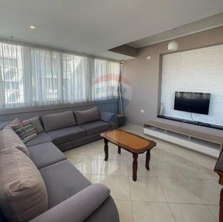 Apartament - Për Shitje - Kompleksi Kontakt, 21 Dhjetori, Tiranë  ID: 530411001-1268
