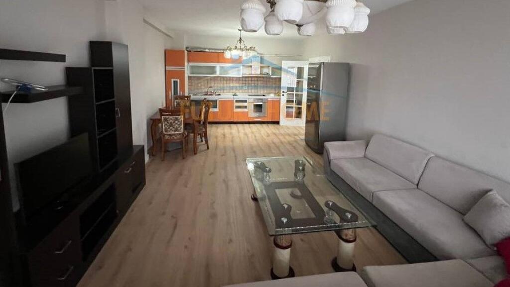 Affitto, Appartamento 2+1, Zogu i Zi, Tirana.