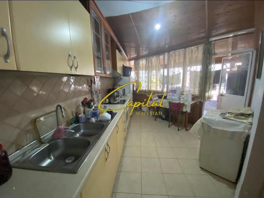 SHITET APARTAMENT 2+1 KOMUNA E PARISIT 200.000 EURO