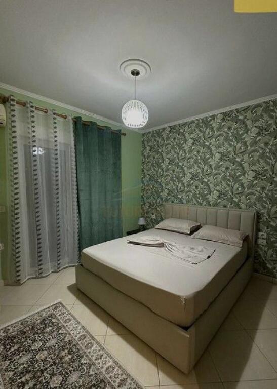 Shitet, Apartament 2+1 – Air Albania, Tiranë