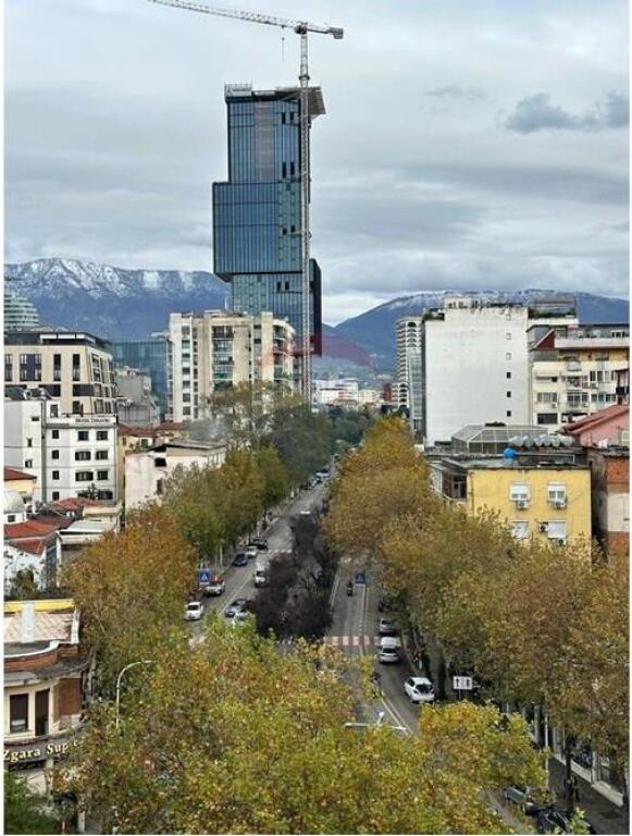 Commercial space for rent – Kavaja Street