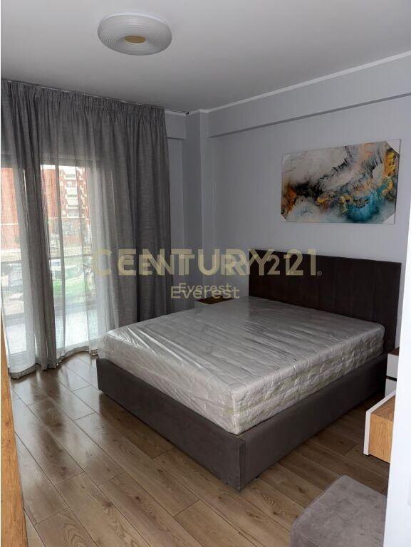 Oasis Residence – Apartament 2+1 me Post Parkimi për Qira
