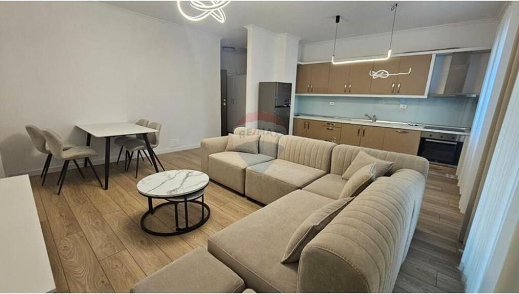 Apartament - Për Qira - Kodra e Diellit 1, Kodra e Diellit, Tiranë