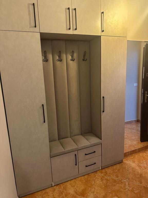 🏡 Appartamento 2+1 in Affitto – Vicino all'Ufficio Ipotecario (Jordan Misja)​