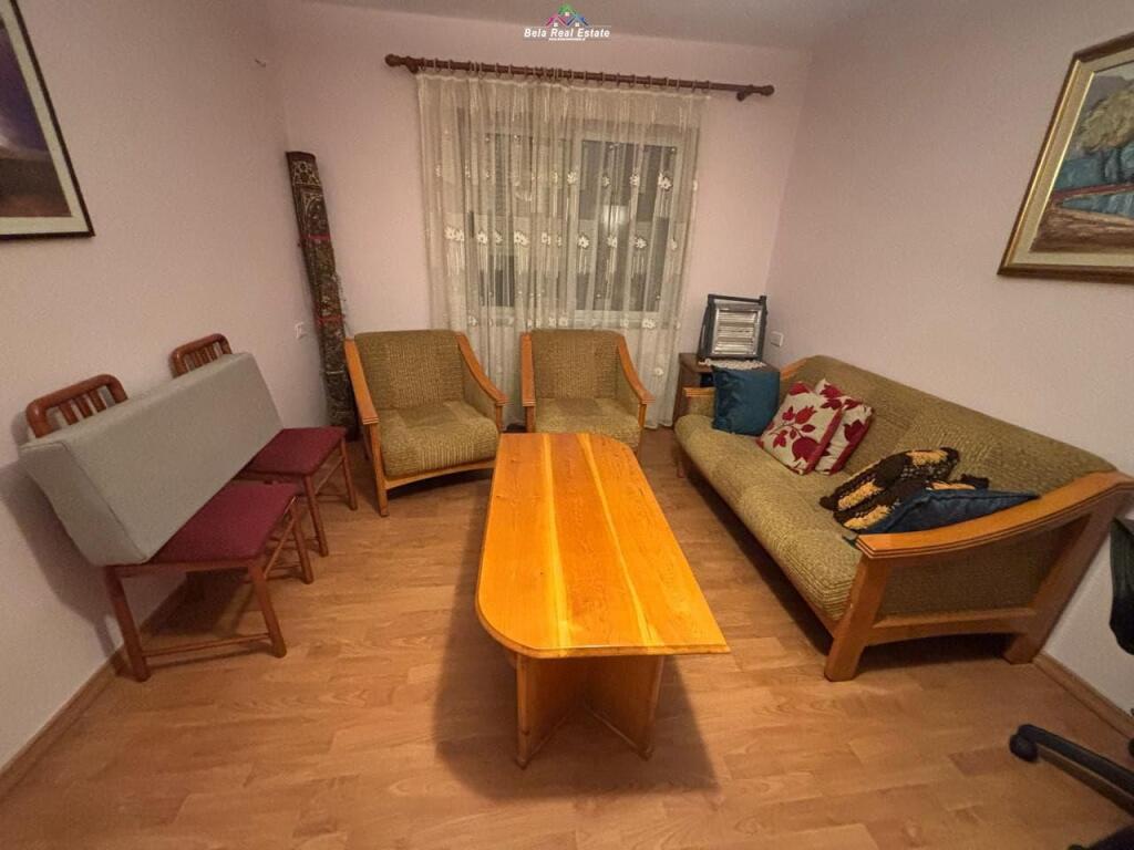 Apartament Me qera 1+1 Ne Qender (ID B211398) Tirane