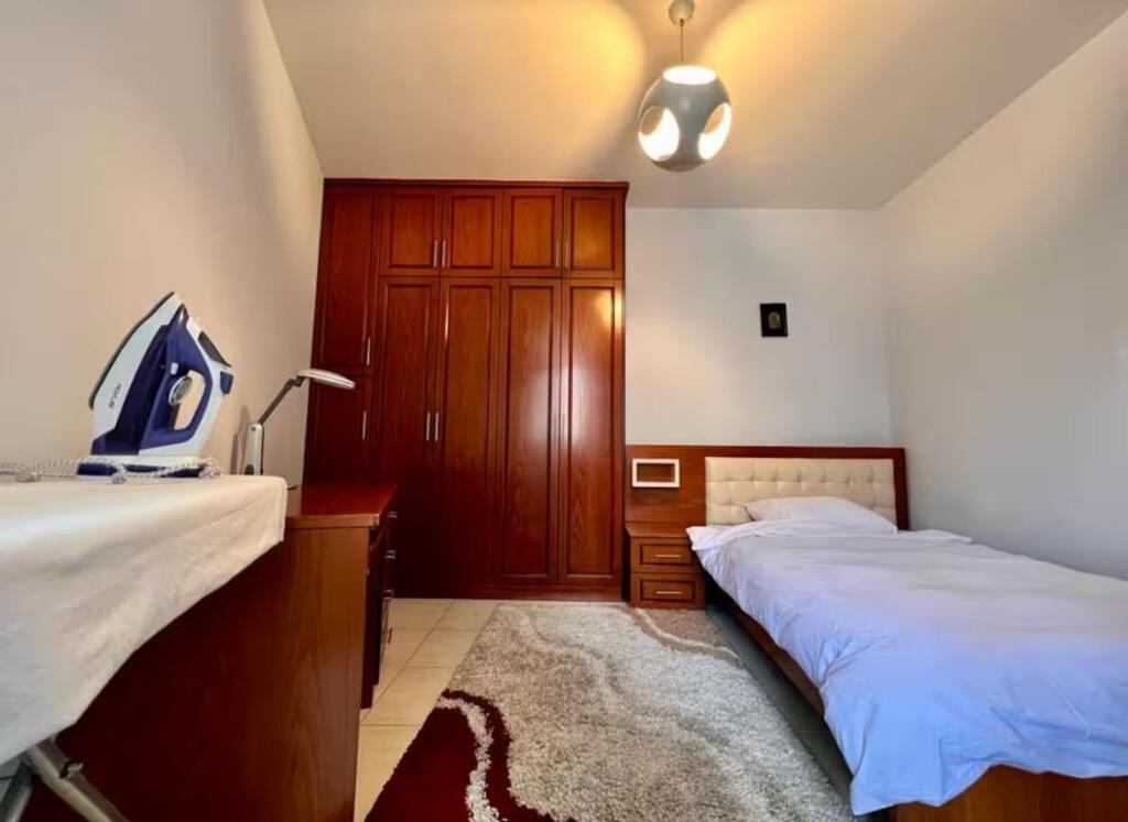 📣Shitet Apartament 2+1 + Garazh  📍Mbrapa ALBSIG, 9-Katshet