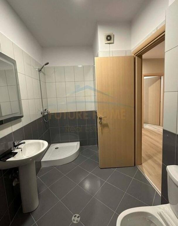 Shitet Apartament, Unaza e Re