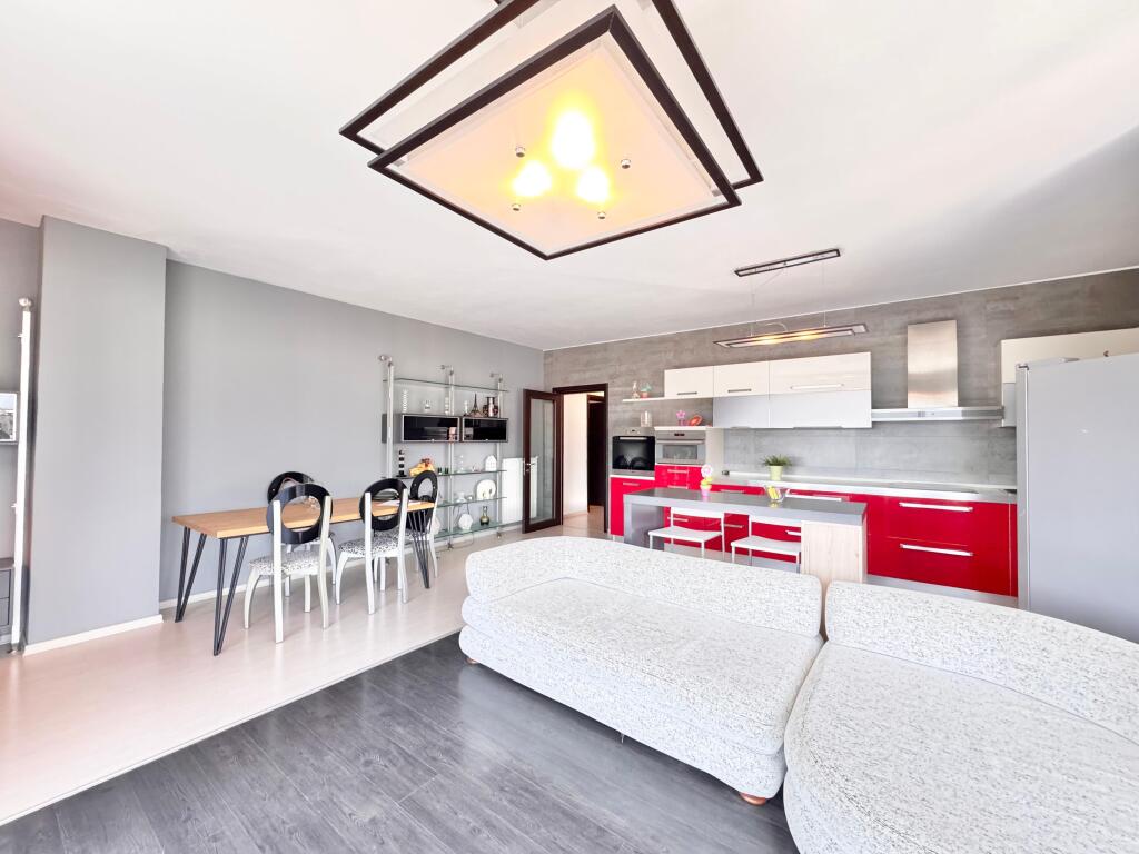 Apartament 2+1+2 me Qira në Komunën e Parisit – Pamje Fantastike dhe Lokacion Premium*