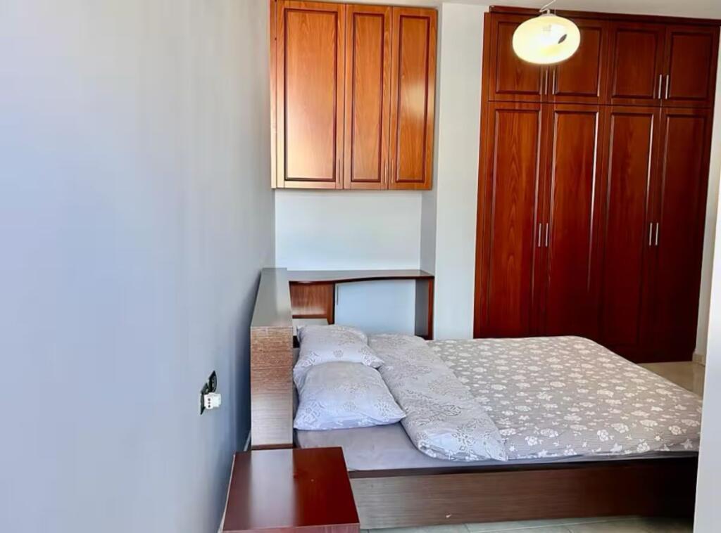 📣Shitet Apartament 2+1 + Garazh  📍Mbrapa ALBSIG, 9-Katshet