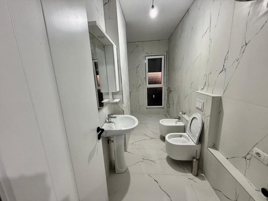 Apartment 2+1 for rent in the center of Kamza