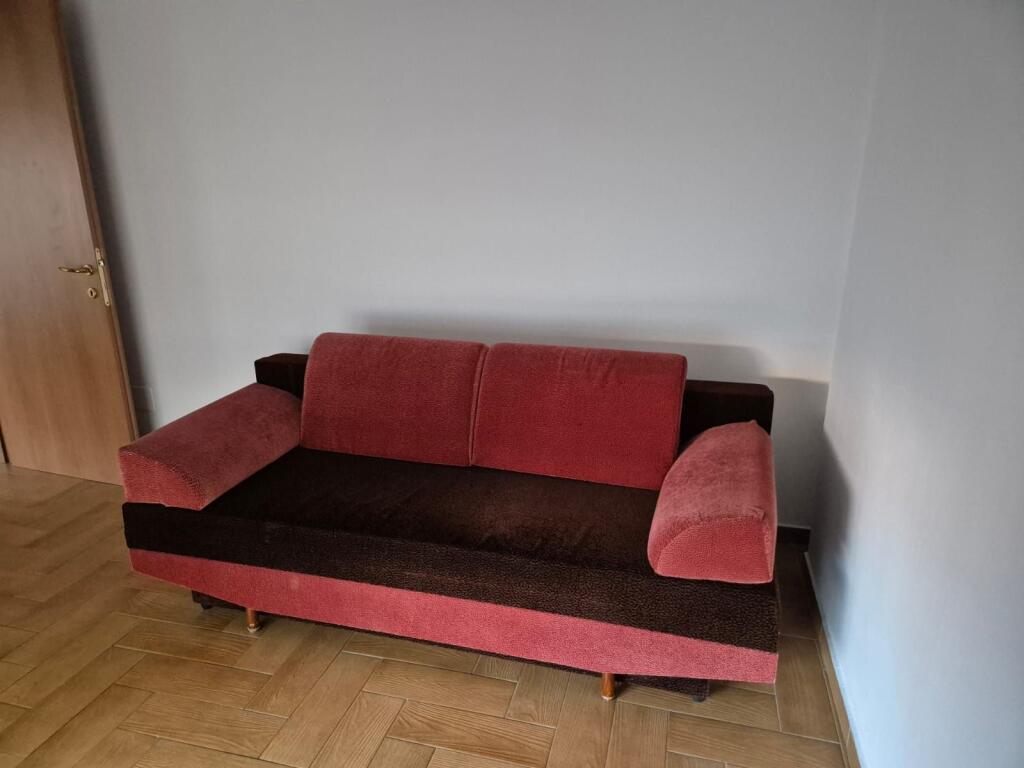 APARTAMENT ME QERA 2+1 QENDER 55.000 LEKE