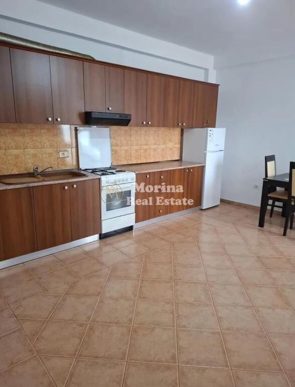 Qera, Apartament 2+1, Fakulteti i Mjekesise, 450 euro/muaj