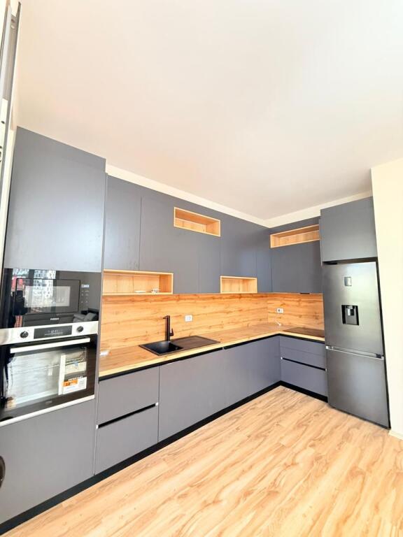 Affittasi: Appartamento Moderno 2+1 a Tirana  Via Bardhyl