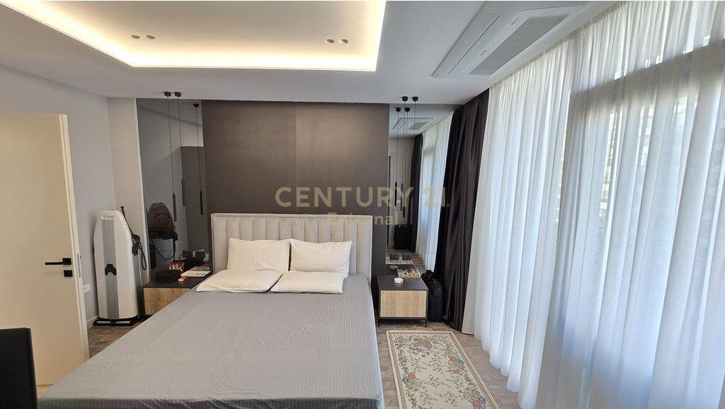 Lake View – Vendesi in vendita 3+1 con 2 posti auto | Completamente arredato