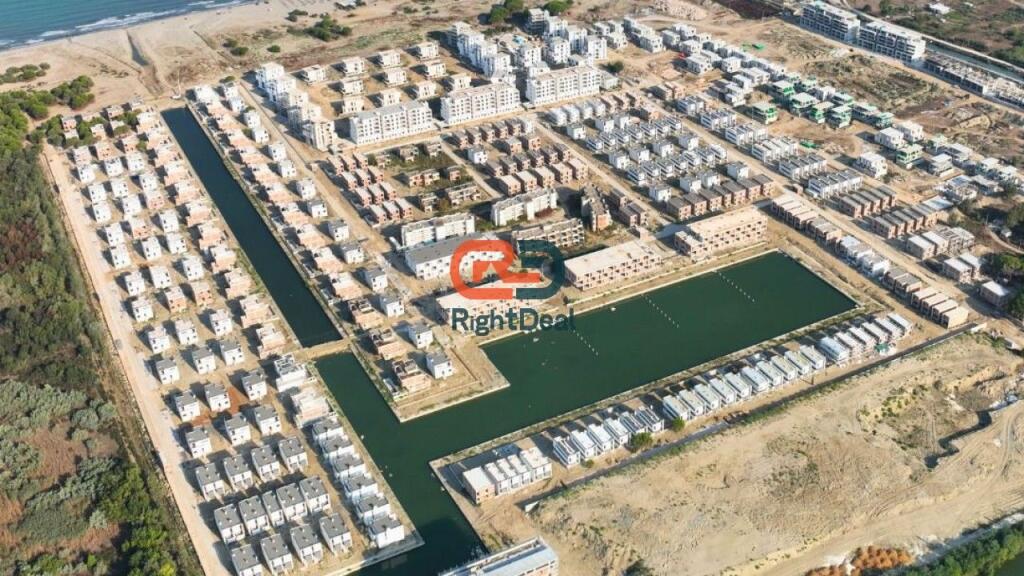 Ne Gjirin E Lalzit, Shitet Vile Individuale Ne Kompleksin Turquoise Marina!