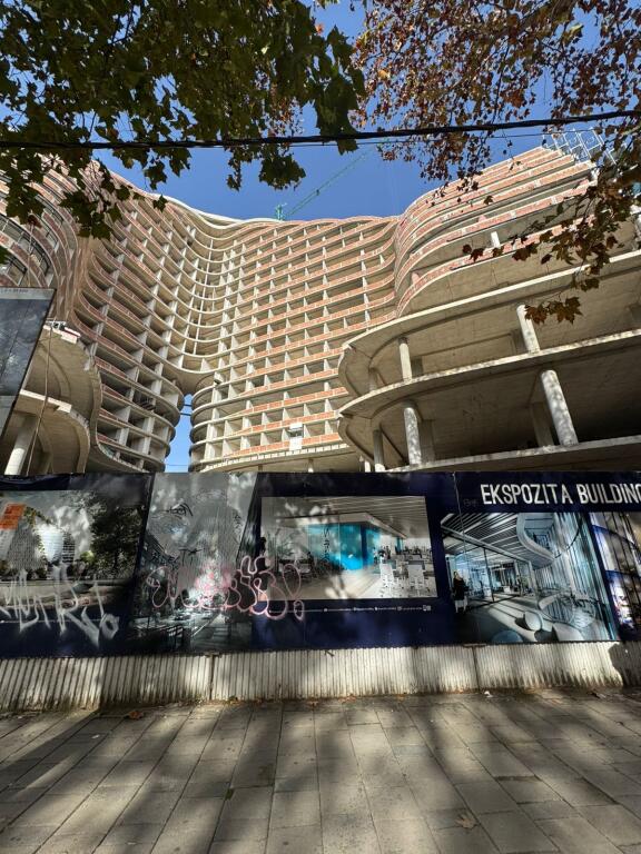 🌆Appartamento 1+1 in vendita presso Ekspozita Building, Viale Gjergj Fishta!