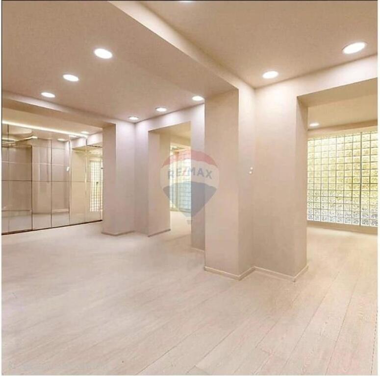 Ufficio in affitto presso i palazzi Shallvare!