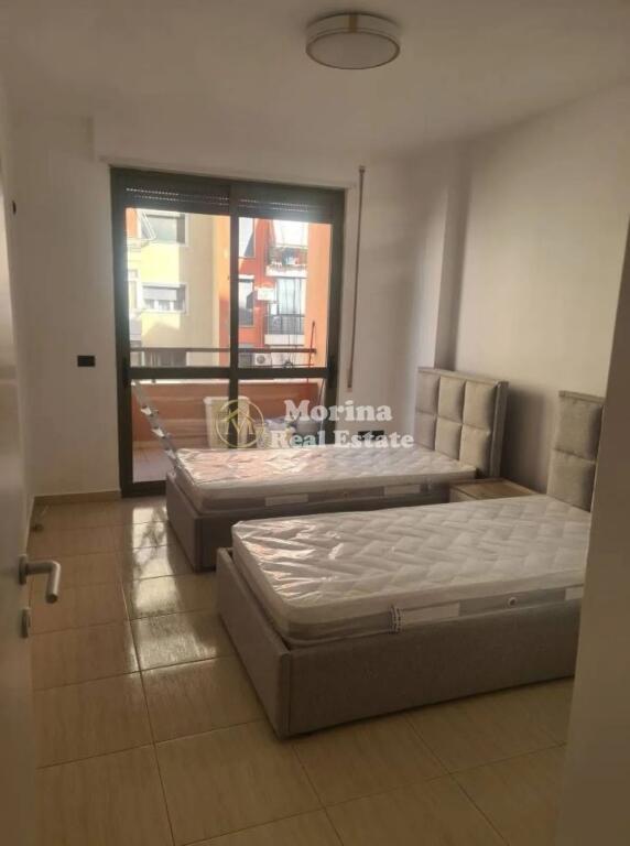 Qera, Apartament 2+1+2, Komuna Parisit, 800 euro/muaj