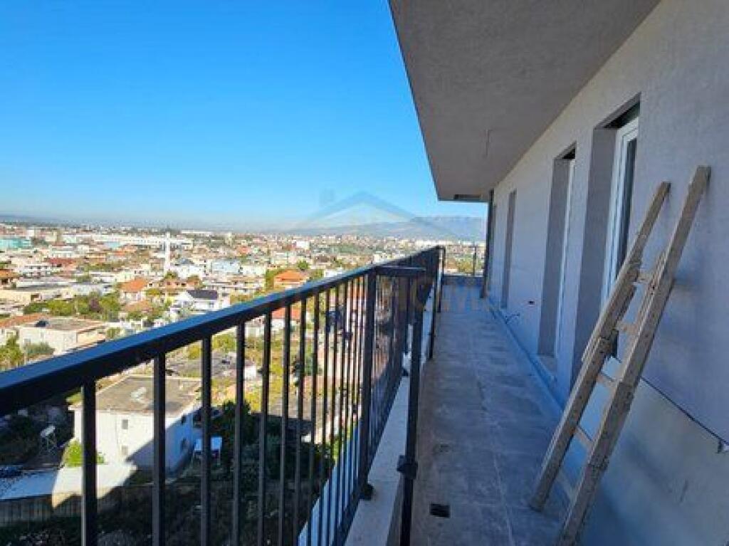 In vendita, Appartamento 2+1+2, Complesso Univers City, Tirana.