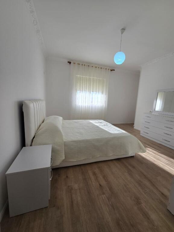 🏡 JEPET ME QERA APARTAMENT  1+1, prane Postes ,Plazh, Durres.