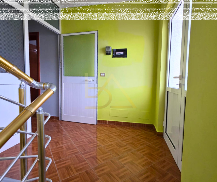 Jepet me Qira – Vilë 3-Katëshe, Iliria, Durrës