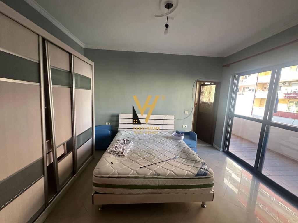 LOCALE COMMERCIALE DI 117 M2 IN AFFITTO A ASTIR 70.000 LEKE