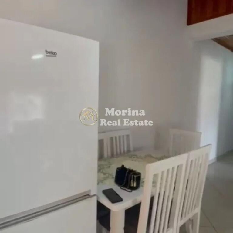 Qera, Apartament 2+1, Laprake, 400 euro/muaj