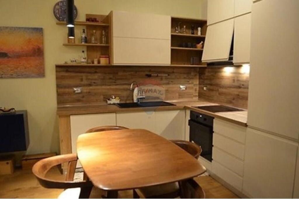 Apartament - Për Shitje - Kodra e Diellit 2, Kodra e Diellit, Tiranë(ID: 530411001-1273)