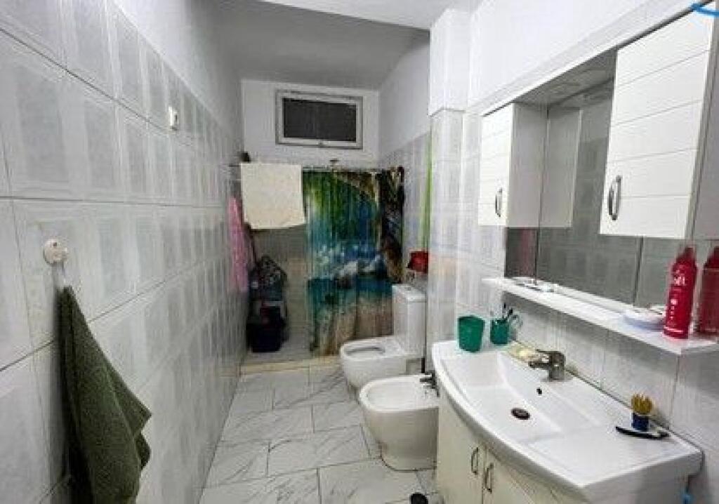 Apartament 2+1 per shitje prane rruges Don Bosko