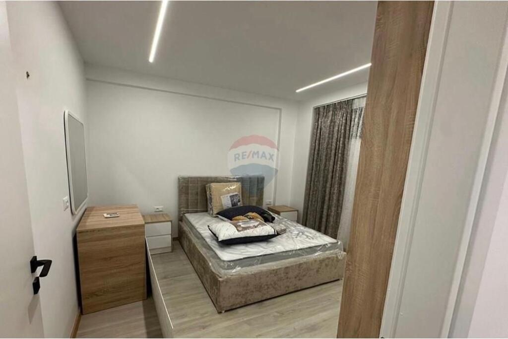 Apartment 1+1 for Rent in Zogu i Zi