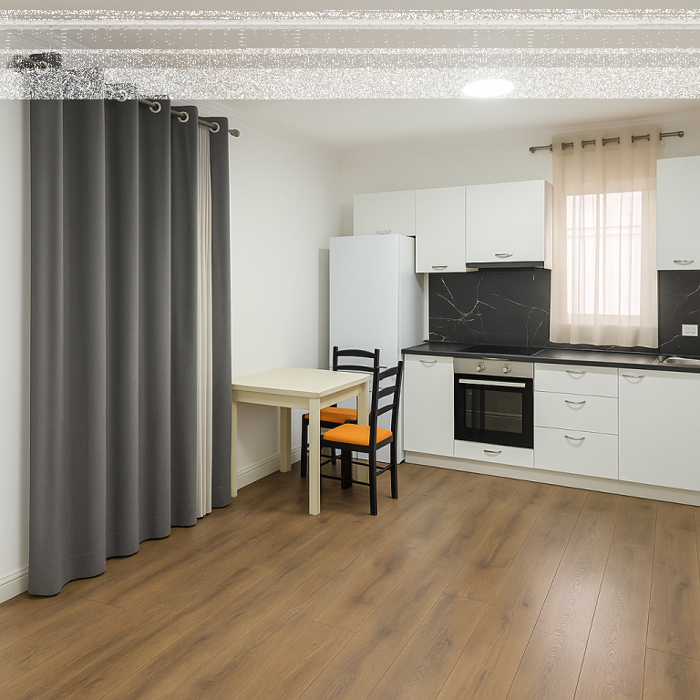 Zyrë per Qira, Ish Bllok