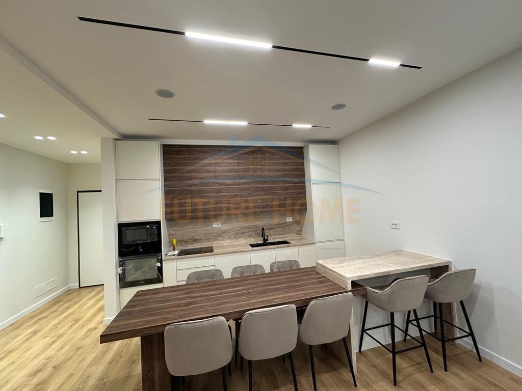 Qera, Apartament 2+1+ Post Parkimi, Green Valley, Tiranë.