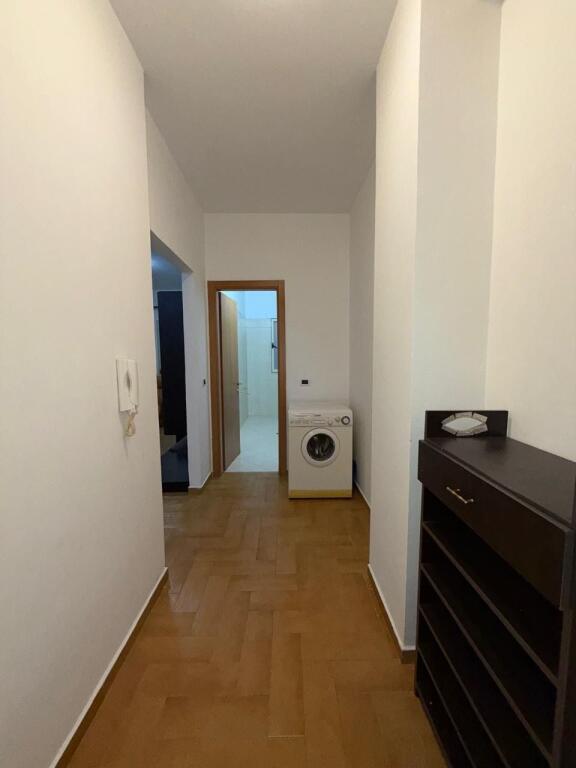 Jepet me qira apartament 2+1 – Rruga Him Kolli