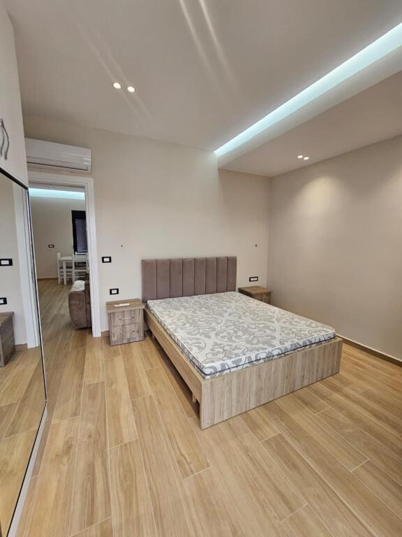 JEPET ME QERA SUPER APARTAMENT 1+1 NE KENETE DURRES