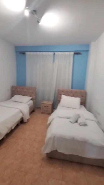 APARTAMENT 3+1+2 Ballkone. me QERA NE FRESK 550 E