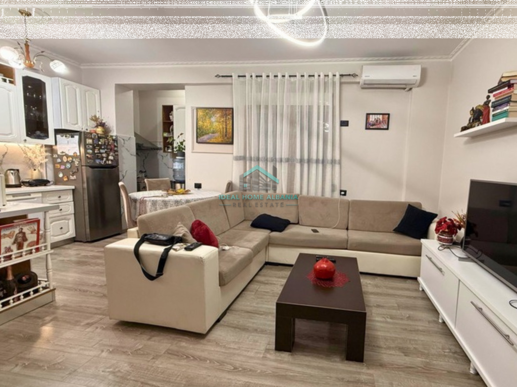 Shitet Apartament 2+1+2 Ballkone – Zona e Skeles, Vlore