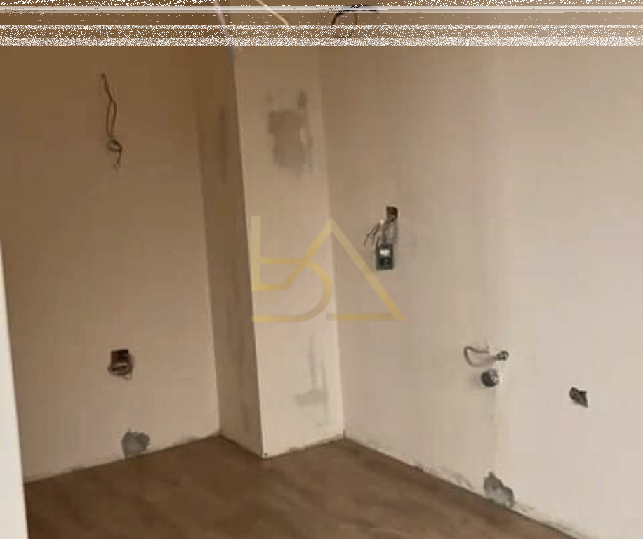 Shitet Apartament Modern – Rruga e Elbasanit, Tiranë