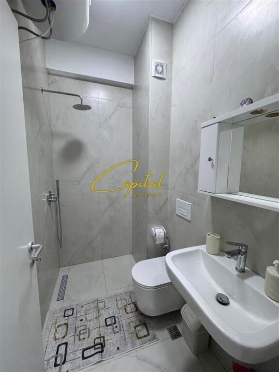 APARTAMENT ME QERA 1+1 ALI DEMI 450 EURO