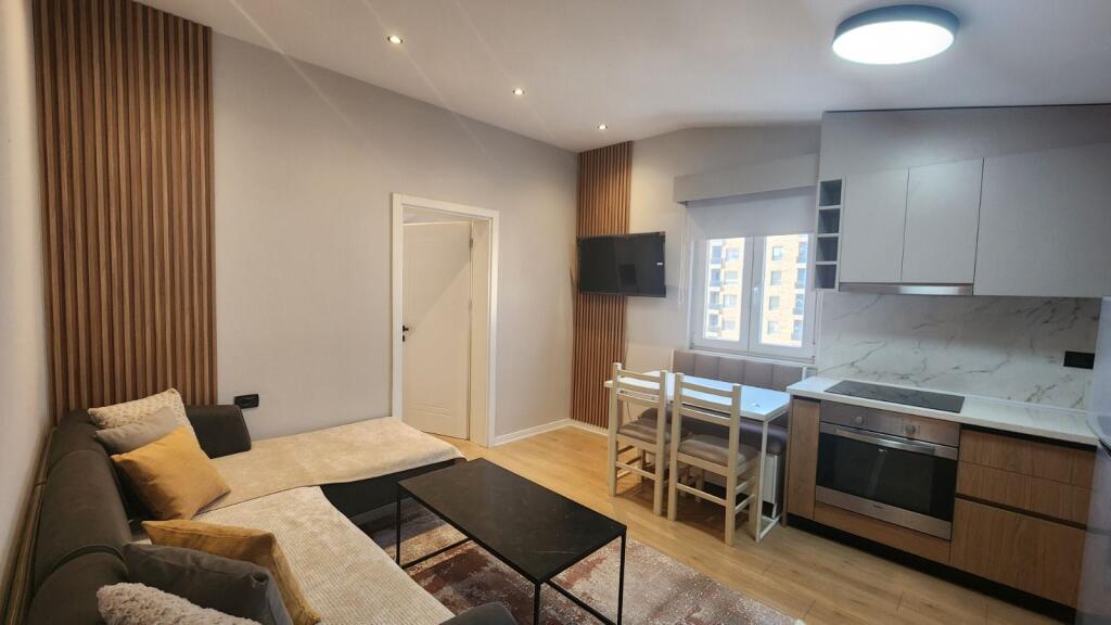 FOR RENT 2+1+1 Street 5 MAY 55,000 LEKE