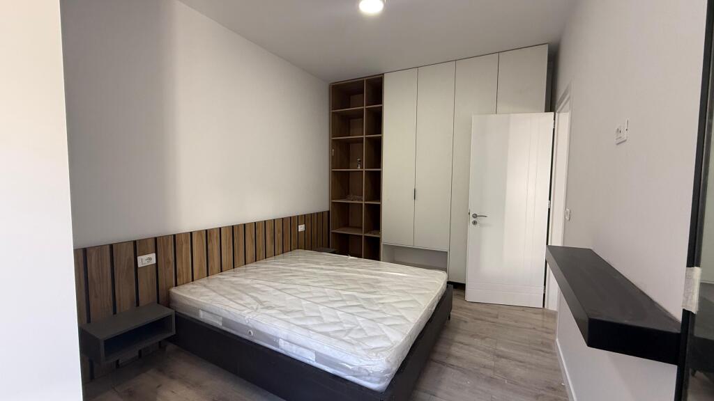 📍 Myslym Shyri, pranë Kastratit 🏢 Jepet me qira apartament 1+1