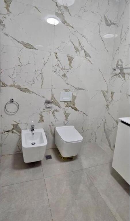 apartment for rent 1+1, Zogu i zi