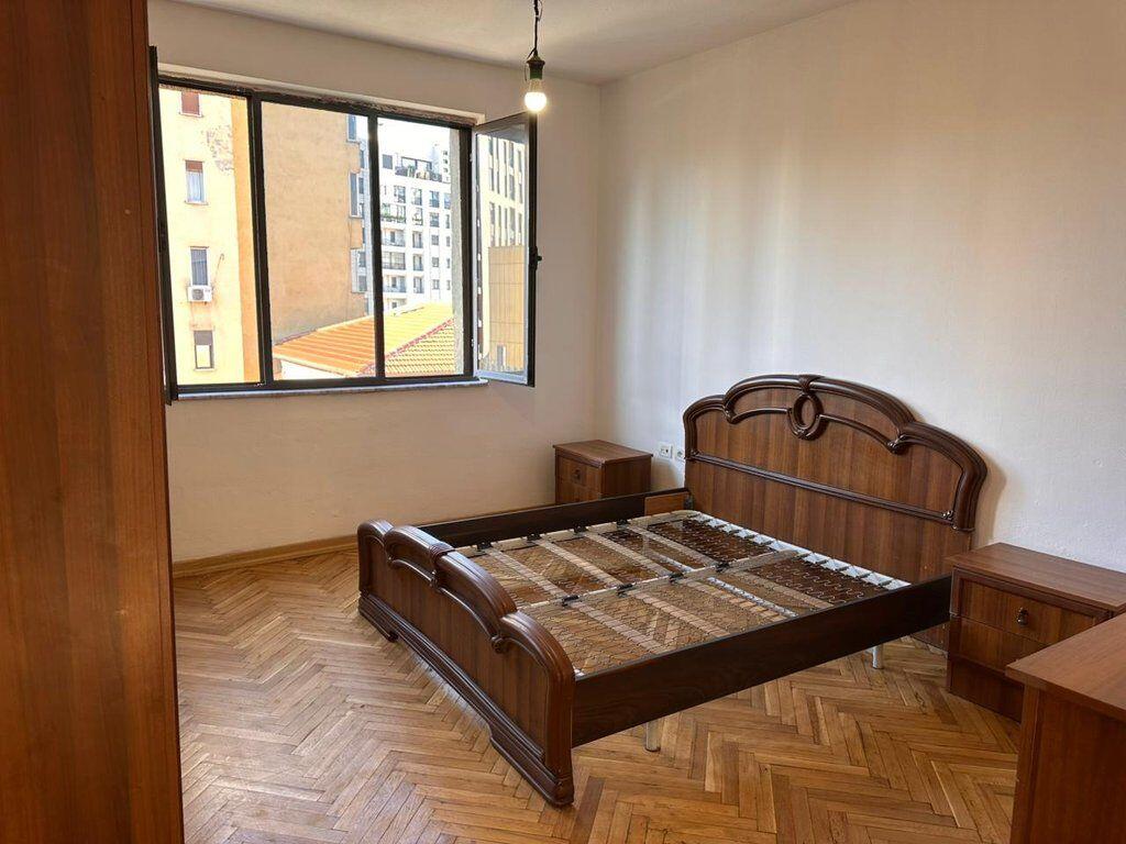 OFFICE SPACE FOR RENT ON BARRIKADAVE STREET !