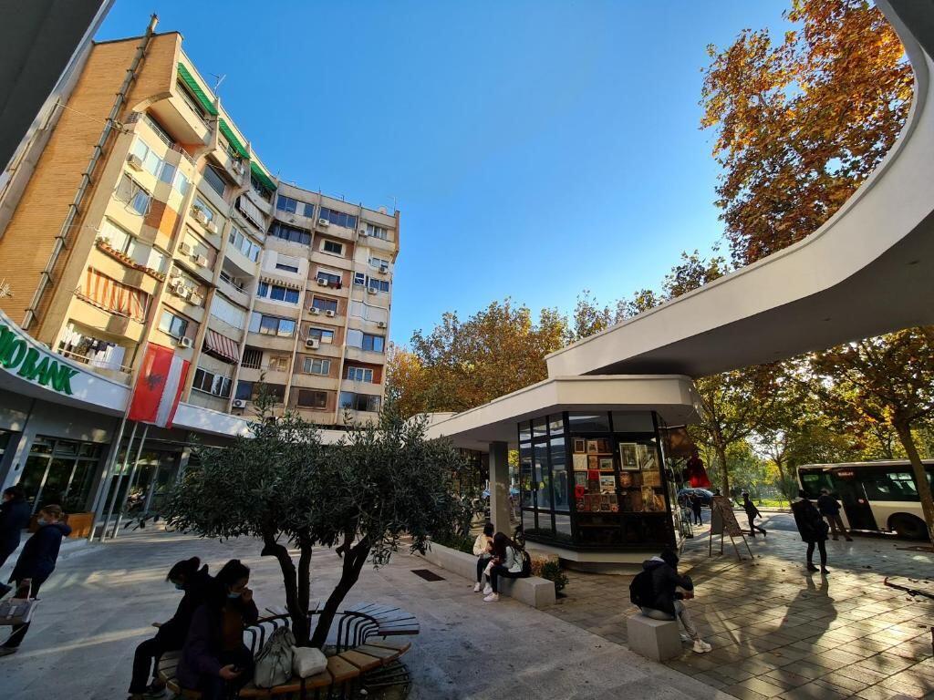 🏢 SHITEN 2 APARTAMENTE – NË 9-KATËSHET, QENDËR TIRANE