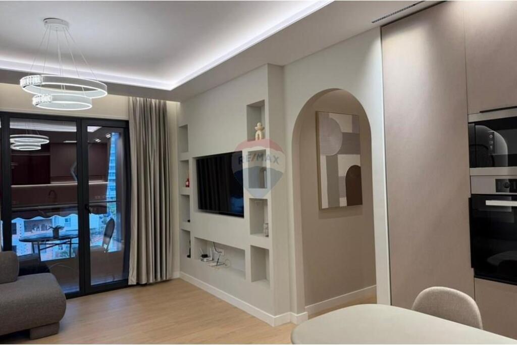 SUPER APARTAMENT 3+1 ME QIRA KOMPLEKSI OLIMPIK