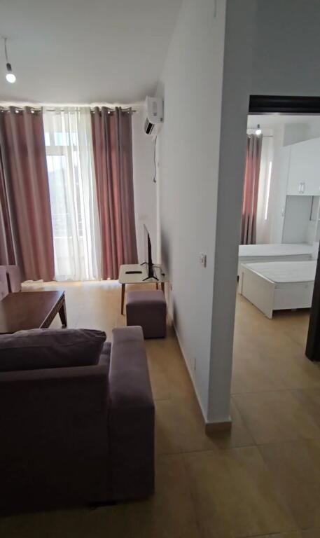 JEPET ME QIRA 2+1+1 ASTIR 50.000 LEKE