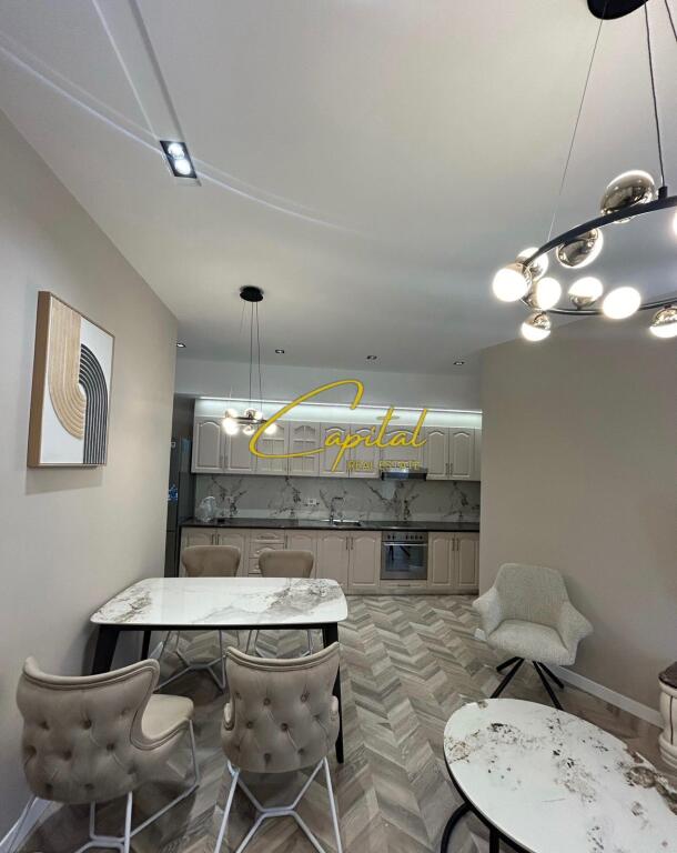 SHITET APARTAMENT 2+1+2 QENDER 360.000 EURO