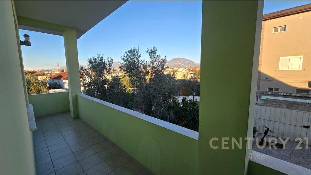 Villa for rent near Fiori di Bosko, in Don Bosko 700 € /Month Total area 355m