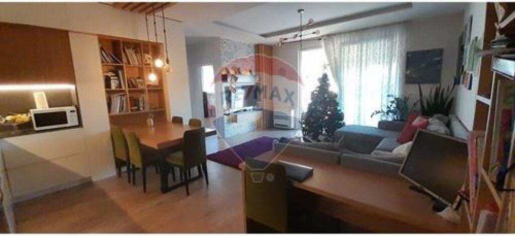 Apartament - Për Shitje - Qyteti Studenti, Rruga e Elbasanit, Tiranë