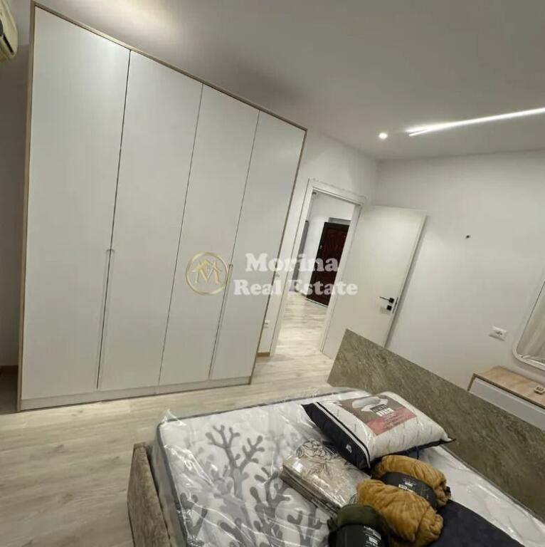 Appartamento 1+1, Zogu i Zi, dietro Tirana Bank, 700 Euro/mese